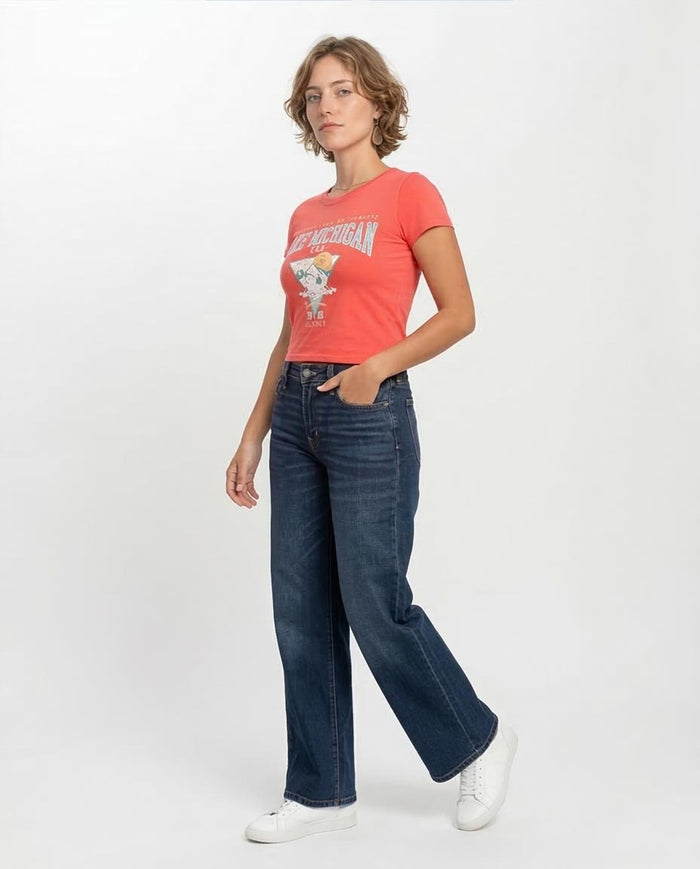 Ravin Women's Lake Michigan Graphic Cropped T-Shirt - Coral - O203256