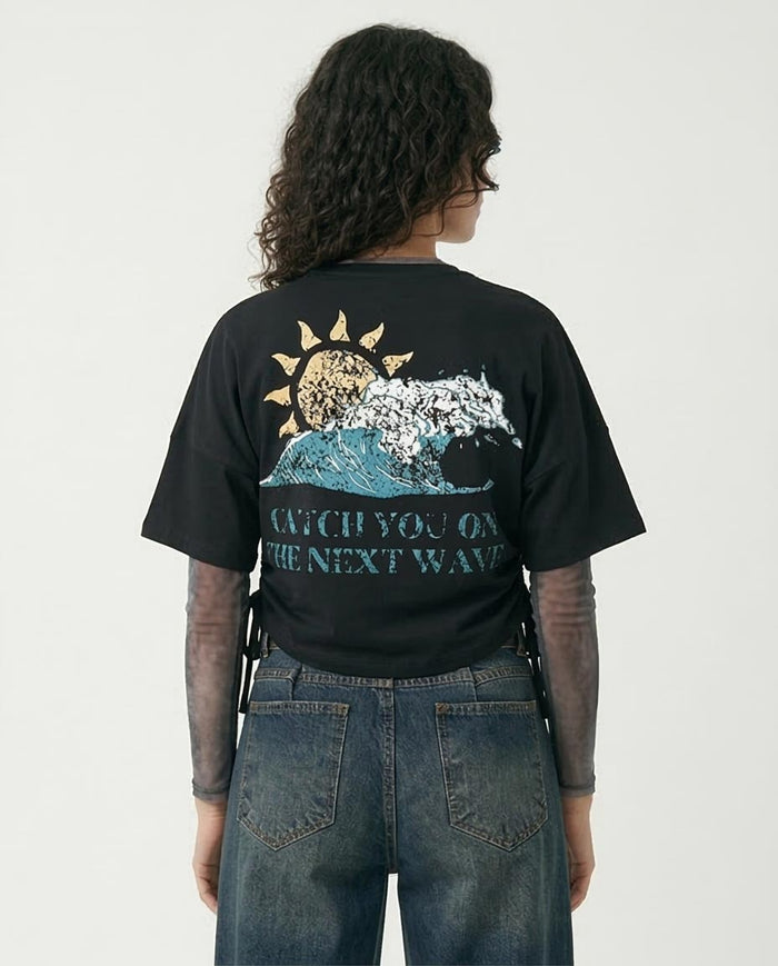 Ravin Women’s Next Wave Cinch-Side Graphic T-Shirt  - Black - R207787