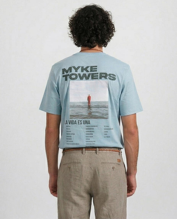 Ravin x Myke Towers "La Vida Es Una" Album Graphic Tee - Aqua - O203102
