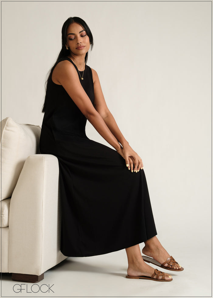 Sleeveless Maxi Dress - 230526