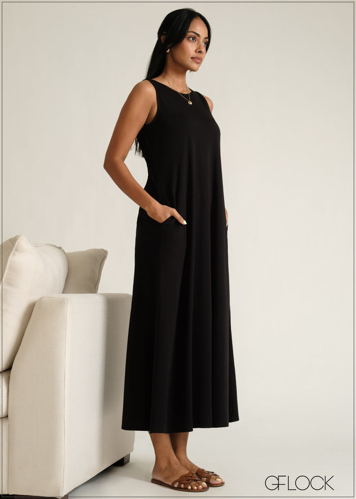 Sleeveless Maxi Dress - 230526
