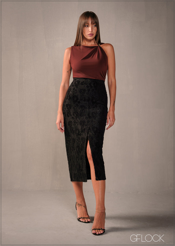 Sleeveless Trim Detailed Top - 160326