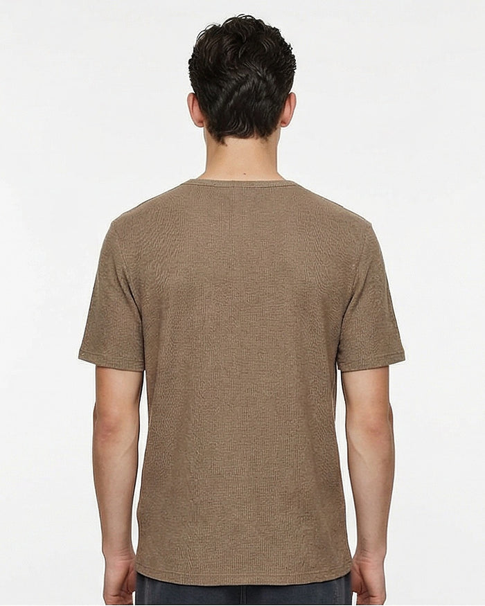 Textured Short Sleeve Crew Neck T-Shirt in Earthy Brown