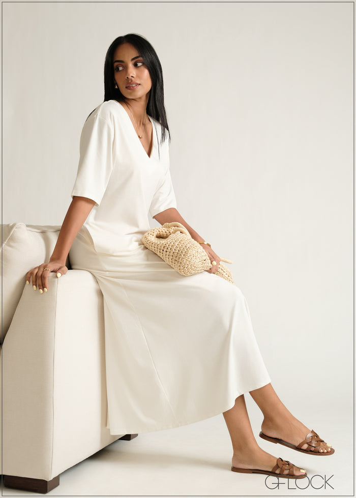 V-Neck Maxi Dress - 230526