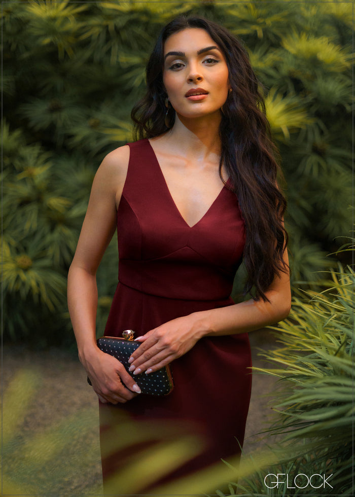 V-Neck Midi Dress - 090526