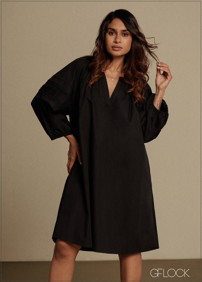 V-Neck Tie Dress - 290526C