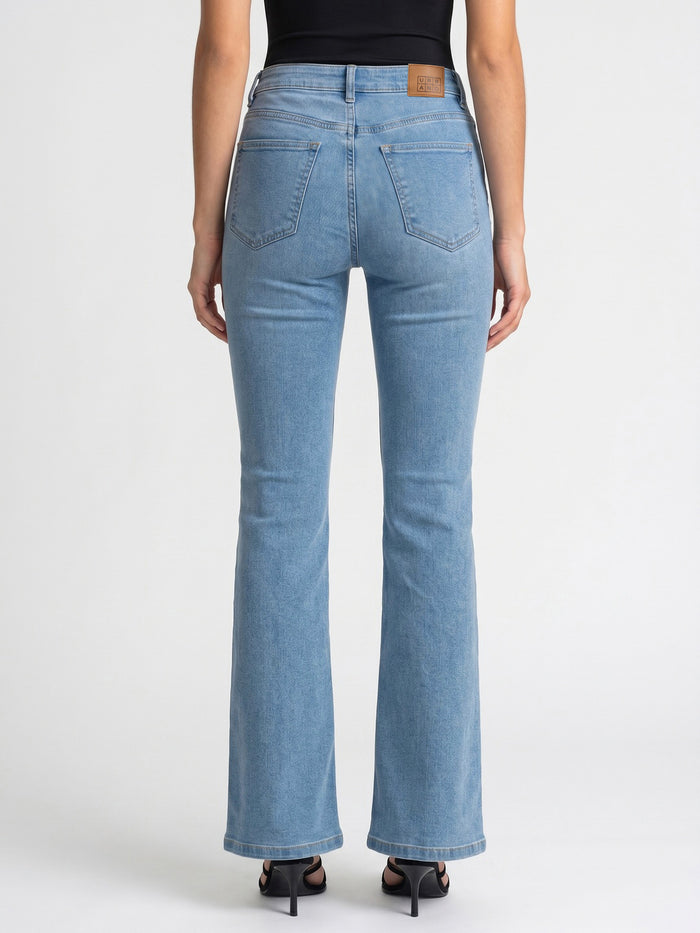 Women's Ice Blue Mid Rise Bootcut Washed Jeans Stretchable