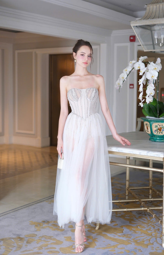 White / S